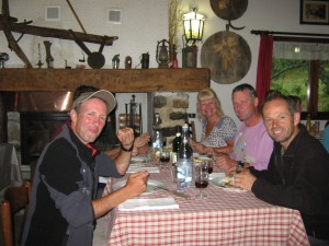 Xtrallusion photo library of independent, self-guided walking and sightseeing holidays in Italy. Pictures, images, photos and photographs taken along the way of this 1-day walking itinerary, to give you a visual impression of the day's walk.